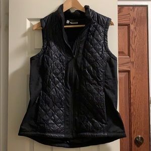 Athleta fitness down vest. Worn once. Size XL